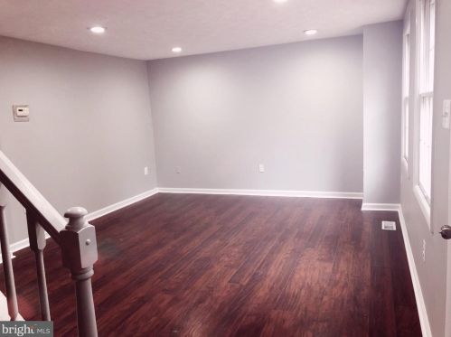 6242 Hillside Rd, Springfield VA  22152-2229 exterior