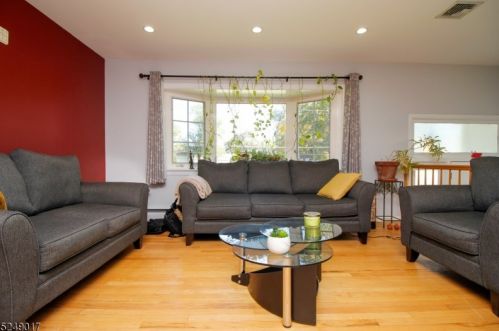 47 Lawrence Rd, Parsippany NJ  07054-3255 exterior