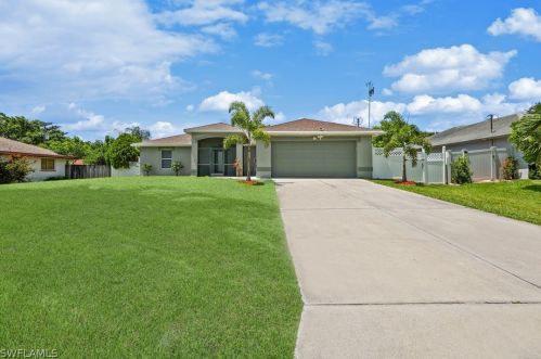 605 29th St, Cape Coral, FL 33904-3524