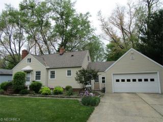 38073 Ridge Rd, Willoughby, OH 44094-5740