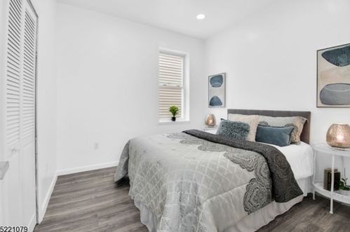 1084 Grove St, Irvington NJ  07111-4123 exterior