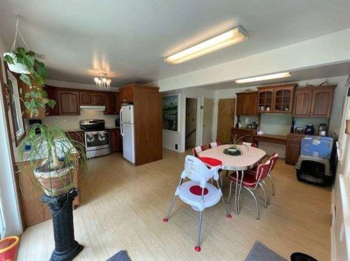 25 Half Mile Rd, Tinton Falls, NJ 07701-5618
