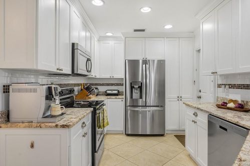 812 Ocean Dunes Cir, Jupiter FL  33477-9121 exterior