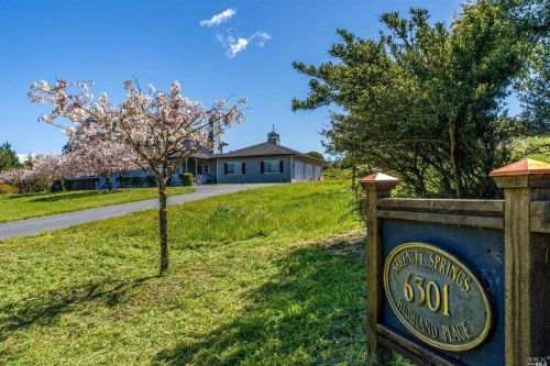 6301 Highland Pl, Sebastopol CA  95472-6100 exterior