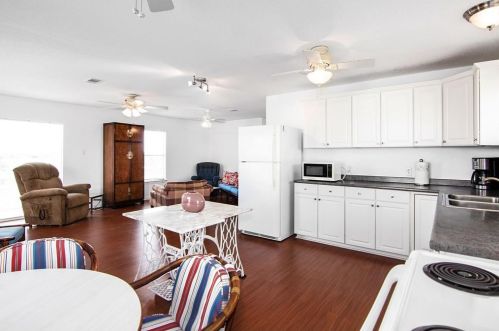 3909 1, Galveston TX exterior