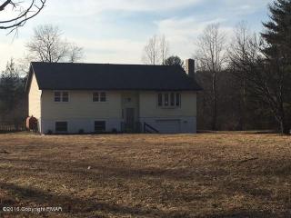 443 Hickory Valley Rd, Stroudsburg, PA 18360-9557