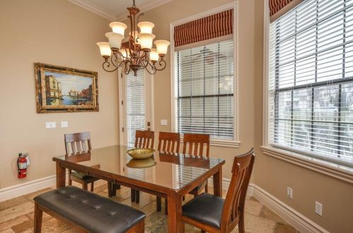 304 Muirfield Loop, Kissimmee FL 34747-6413 exterior