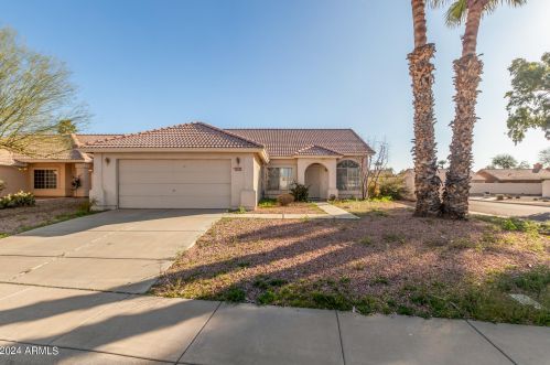 1393 Park Ave, Chandler, AZ 85224-8664