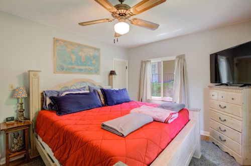 2357 Beechmont Ave, Cincinnati OH 45230-2030 exterior