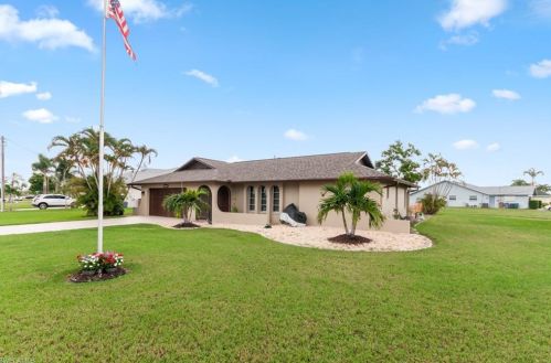 215 12th Ave, Cape Coral, FL 33990-1714