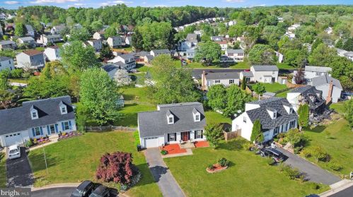 5624 Reardon Ln, Woodbridge VA  22193-3756 exterior