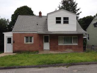 38 Park Pl, Ansonia, CT 06401-2837