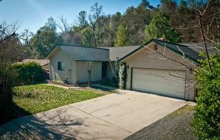 518 Snell St, Sonora, CA 95370-5504