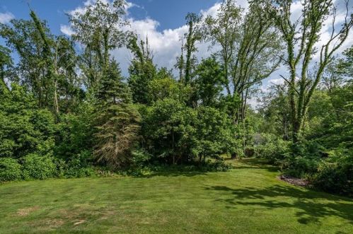 90 Will Scarlet Rd, Canonsburg PA  15317-2512 exterior