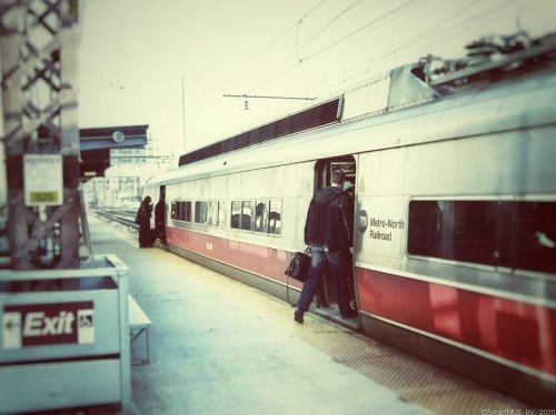 94 Washington St, Norwalk CT  06854-3015 exterior