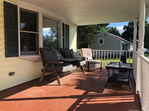 36 Peach Tree Ln, Wapping, CT 06074-3239