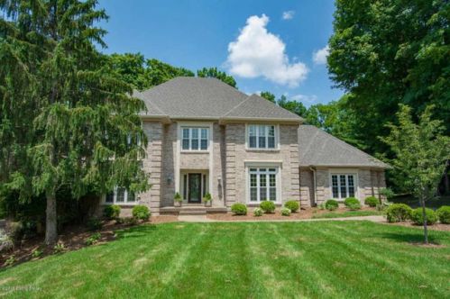 7218 Wood Briar Rd, Louisville, KY 40241-6240