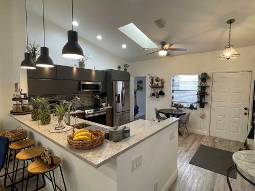 6379 Kings Gate Cir, Delray Beach FL  33484-2418 exterior