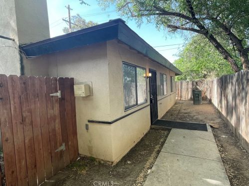 320 Belle Ave, Bakersfield, CA 93308-4306
