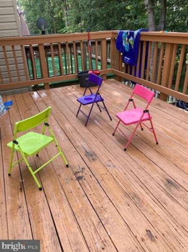 14763 Winding Loop, Woodbridge VA  22191-3448 exterior