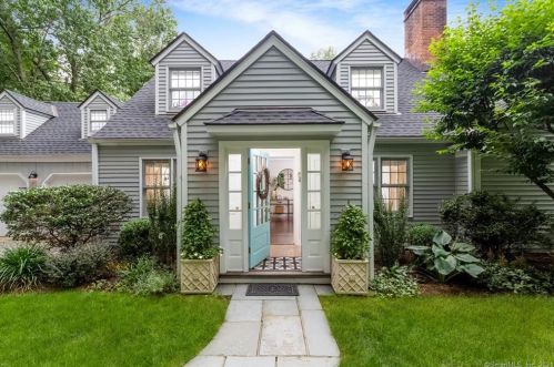58 Carriage Rd, Wilton, CT 06897-1605