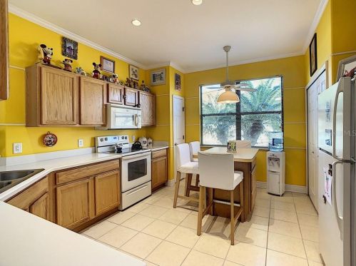 1727 Encinitas Way, Kissimmee FL 34759-6201 exterior