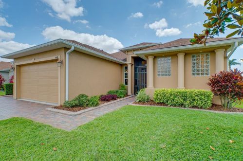 5045 Pebble Beach Blvd, Winter Haven, FL 33884-3597