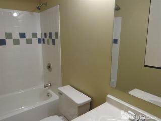 2400 Warfield Dr, Darbydale OH  43123-1434 exterior