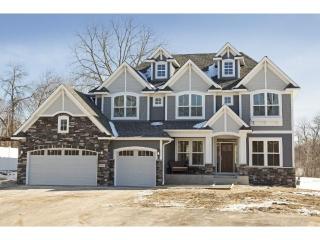 3040 Owasso Blvd, Saint Paul, MN 55113-2161