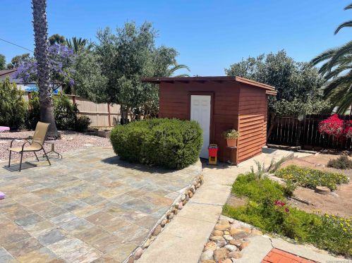 2053 Burroughs St, San Diego CA 92111-6643 exterior