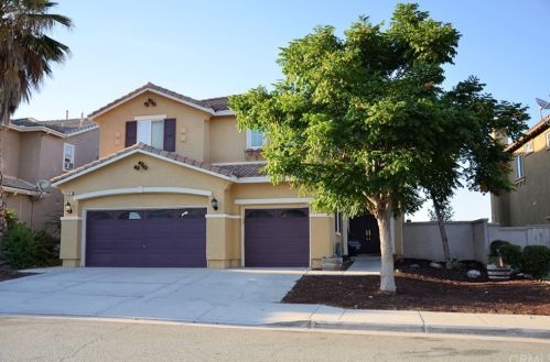 25 Plaza Avila, Lake Elsinore, CA 92532-0131