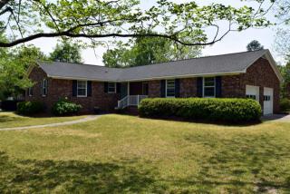 802 Knollwood Dr, Columbia, SC 29209-2422