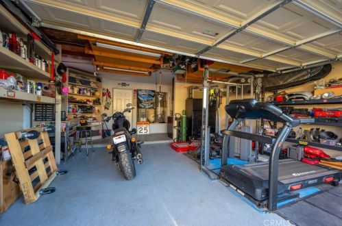 122 Valley View Dr, Santa Maria CA  93455-5540 exterior