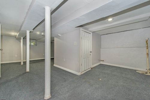 32 Long St, East Orange NJ  07017-1208 exterior