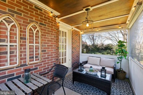 251 Primrose Ave, Lancaster PA  17601-3820 exterior