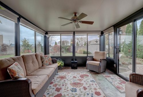 212 Edgefield Blvd, Marion OH 43302-5801 exterior