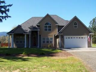 4792 Elgarose Rd, Roseburg, OR 97471-9741