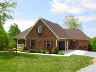 1197 Five Forks Rd, Bedford, VA 24523-6820