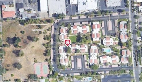 25019 Peachland Ave, Santa Clarita CA  91321-2527 exterior