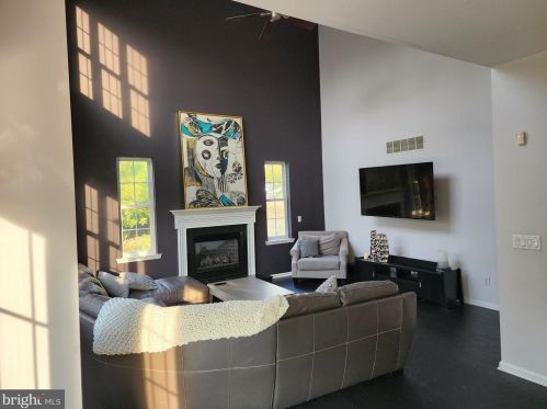 907 Mesa Ln, Collegeville PA  19426-4145 exterior