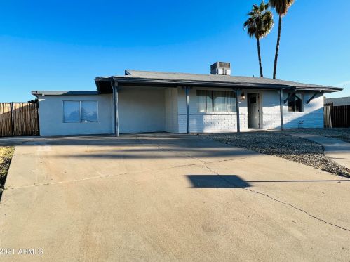9333 44th Ave, Glendale, AZ 85302-3808