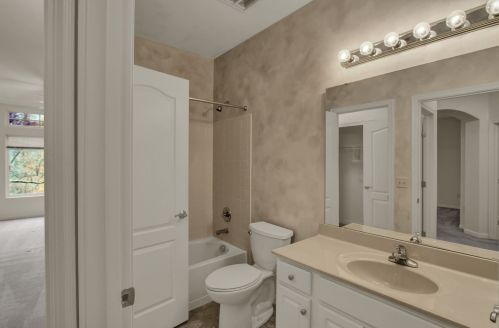 369 Southwind Ln, Covington KY  41016-1715 exterior