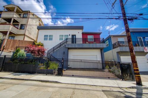 2624 Inyo Ave, Oakland CA  94601-1324 exterior