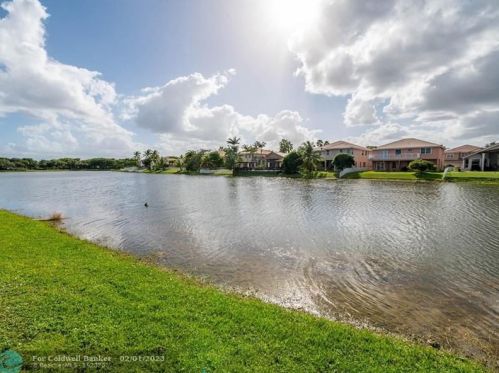 1852 163rd Ave, Hollywood, FL 33027-4453
