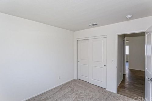 670 Bowen Rd, Perris CA  92570-3400 exterior