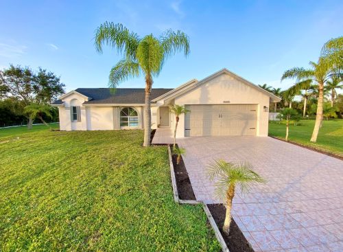18885 41st Rd, Town Of Loxahatchee Groves, FL 33470-1814