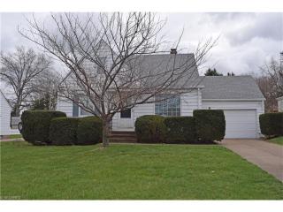 5175 Robinhood Dr, Willoughby, OH 44094-4321