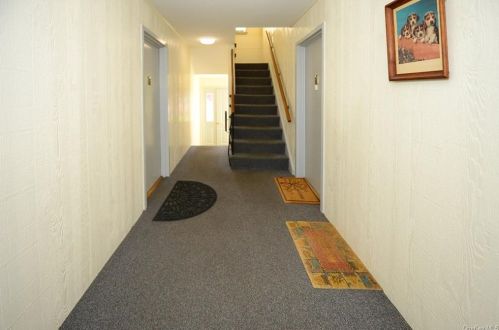 25 Milford Ln, Airmont, NY 10901-7927