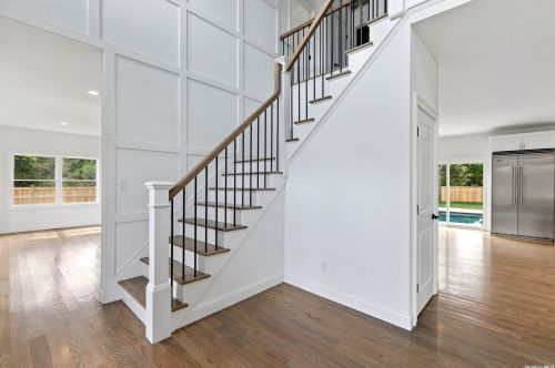 17 Quantuck Bay Ln, West Hampton Beach NY  11978-1600 exterior