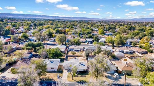 44035 Cedar Ave, Lancaster CA  93534-4422 exterior